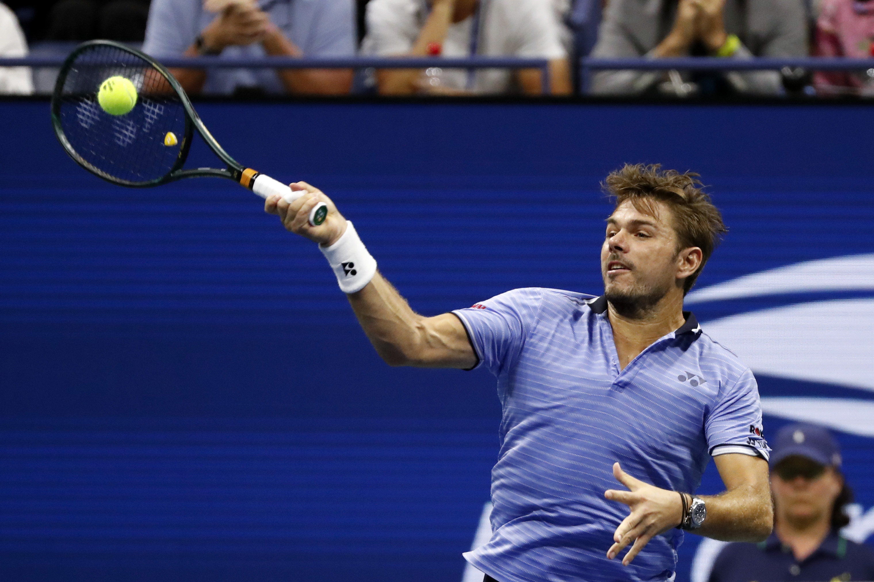 日本网球队强势法国网球队，瓦林卡爆发神勇