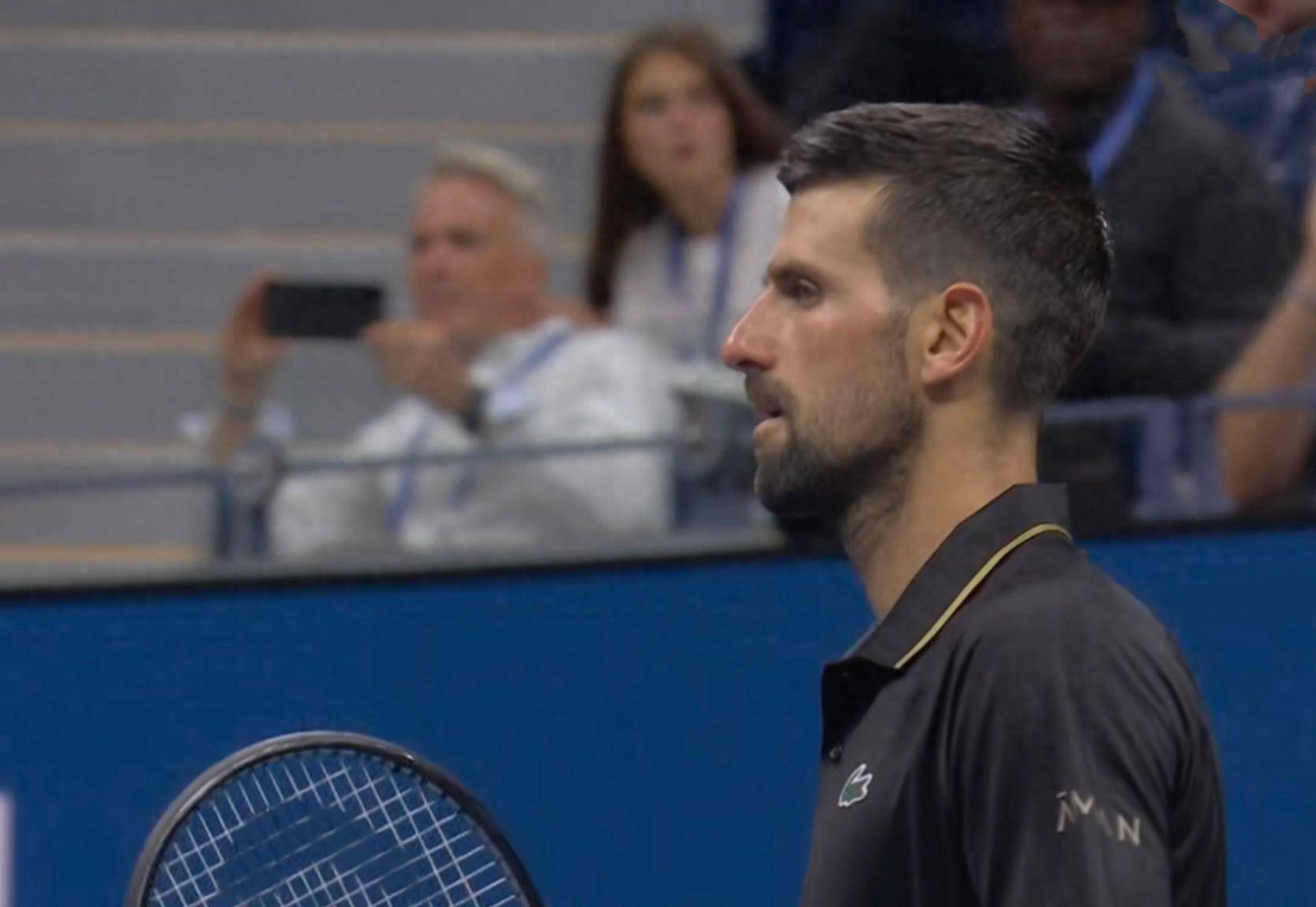 意大利网球队绝地反击世界网球队，德约科维奇制霸全场