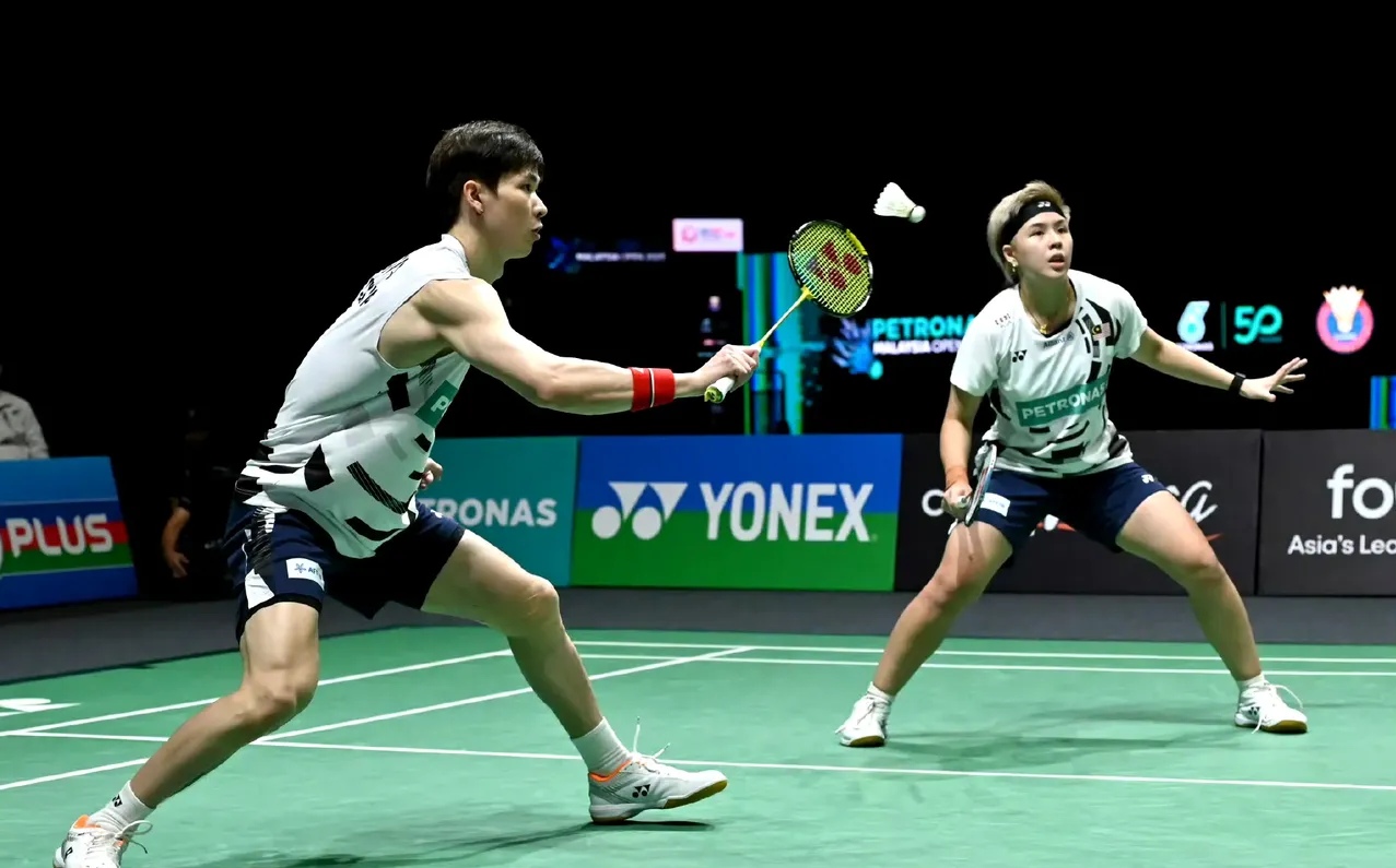 日本羽毛球队横扫马来西亚羽毛球队,安赛龙制霸全场 日本羽毛球队横扫马来西亚羽毛球队,安赛龙制霸全场