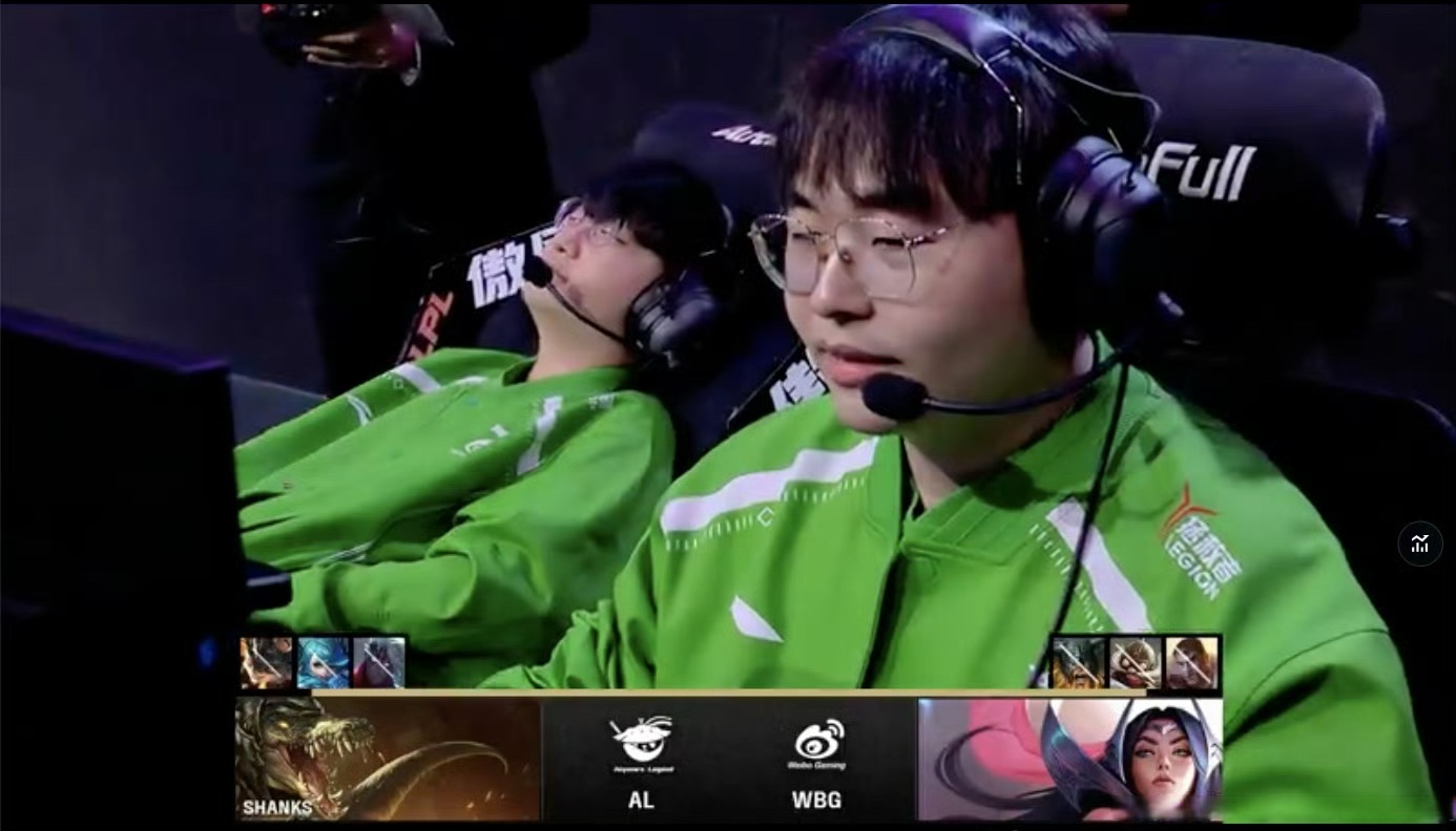 开云体育官网-包含100T翻盘WBG，Knight三分雨点燃全场的词条