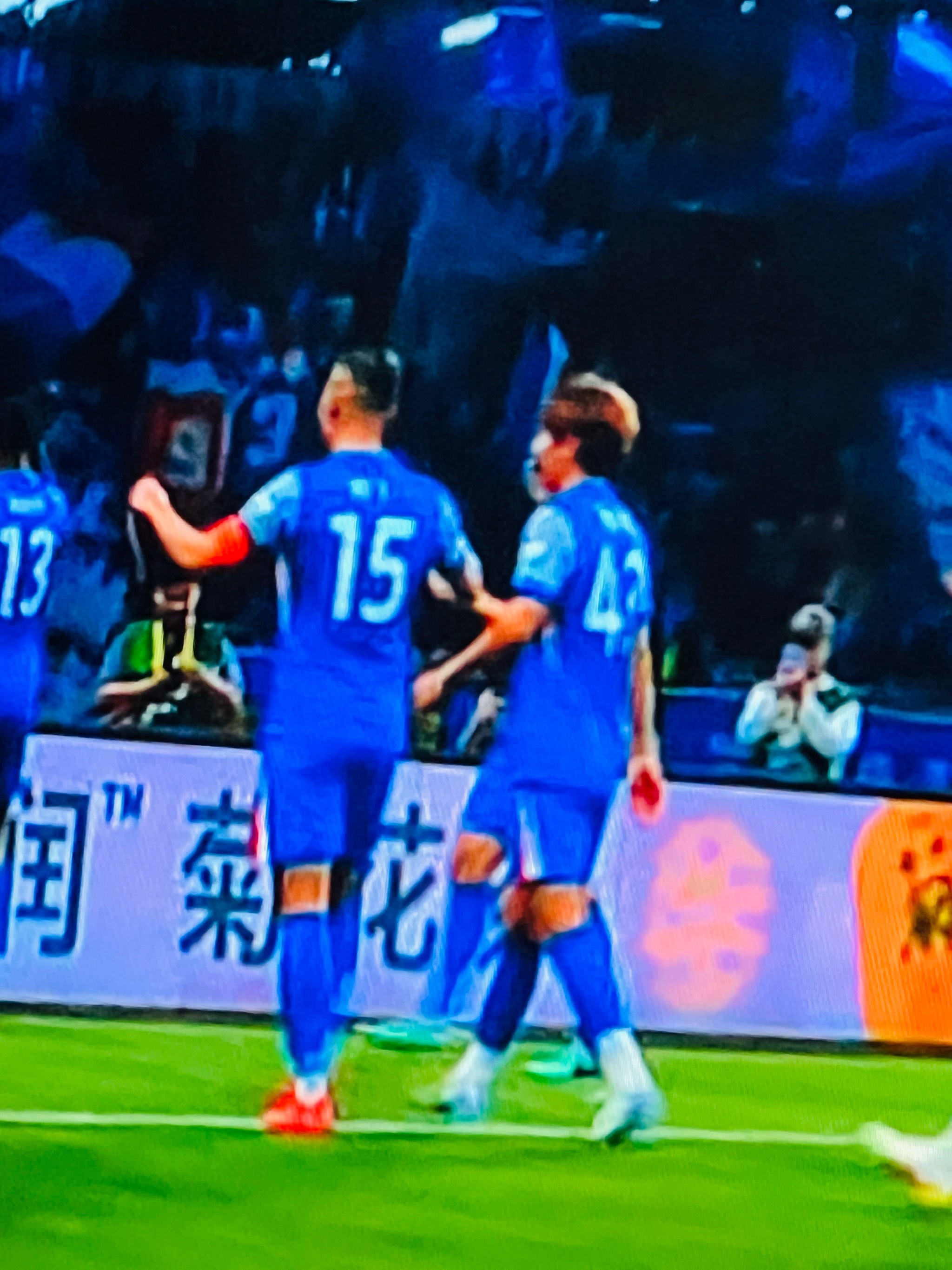 包含泰国羽毛球队横扫丹麦羽毛球队，辛杜三分雨点燃全场的词条